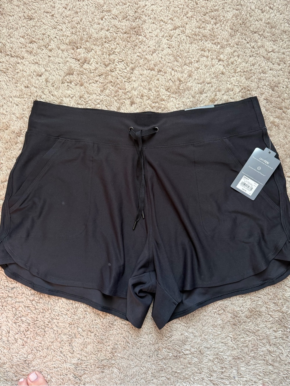 NWT Women’s Tek Gear Black Active Weekend Shorts
